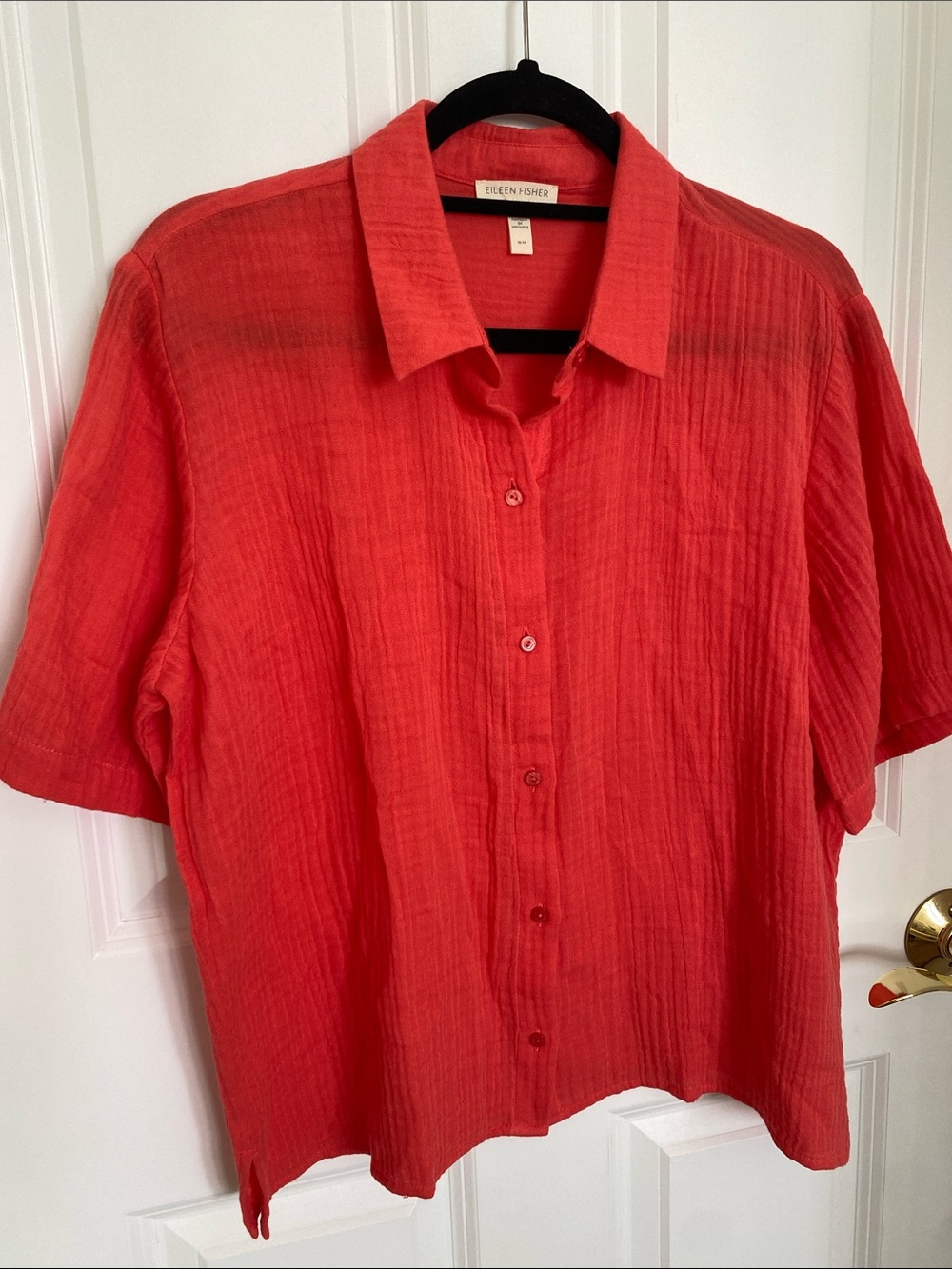 Eileen Fisher Organic Cotton Gauzy Short-Sleeve Button-Front Shirt in Coral Sz M